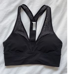 Lululemon twist & train bra